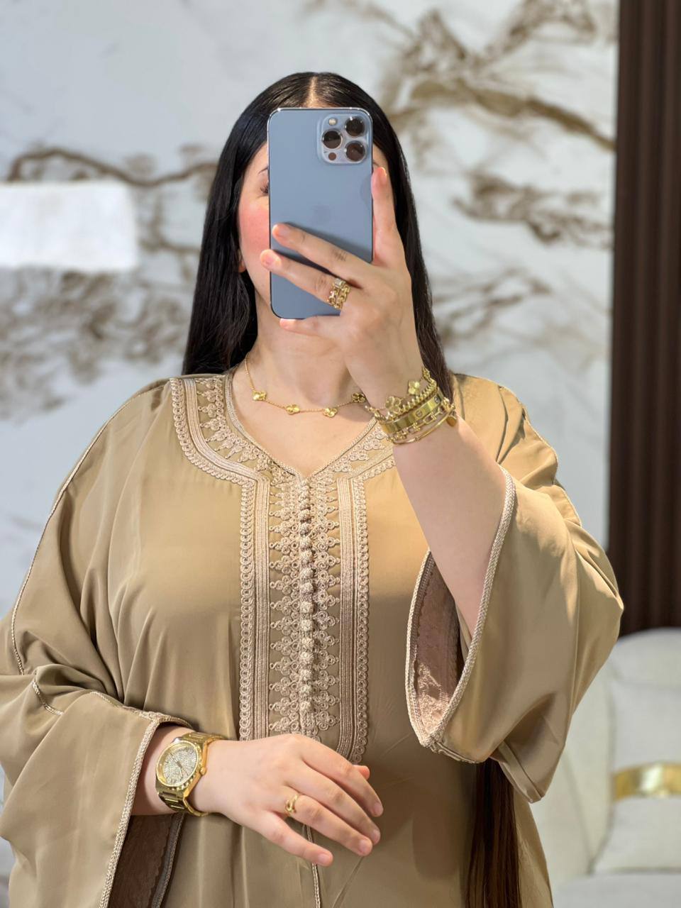 Abayat / 117